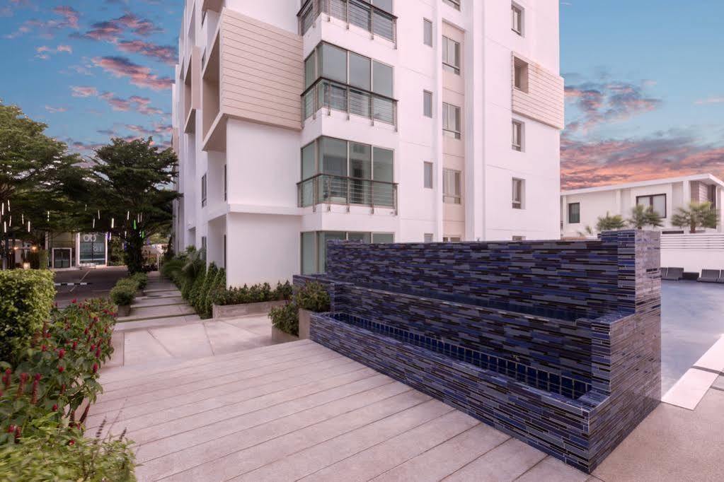 The Regent Condo Pantai Kamala Luaran gambar